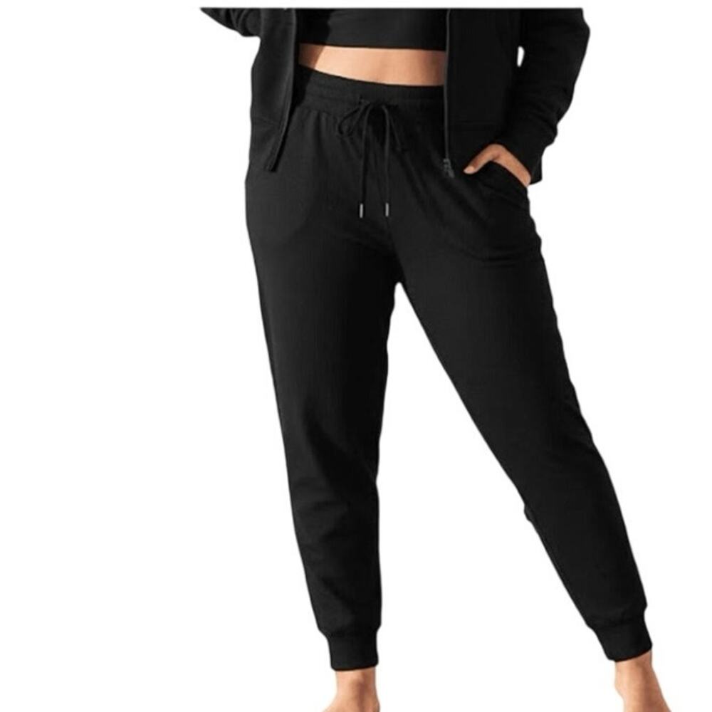 Lululemon Ready To Rulu Jogger Pants Rulu Plus Size 20. Black with drawstring